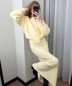 Костюм з довгою спідницею